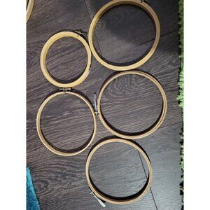 Lot of 5 Vintage Wooden Round Embroidery Cross Stitch Hoops  Screw 5 in 6 in